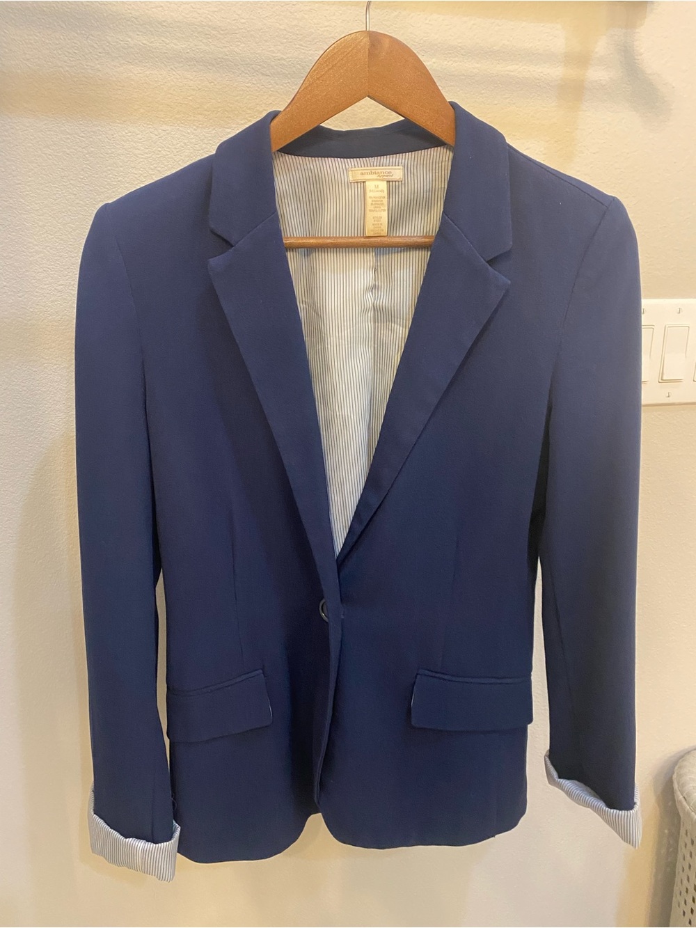 Navy Single-Button Women’s Blazer